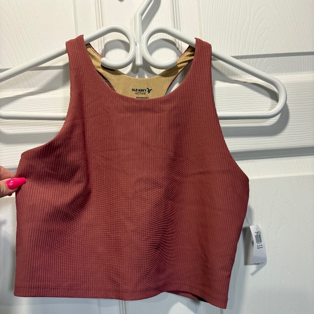 NWT Old Navy powersoft go dry youth crop
